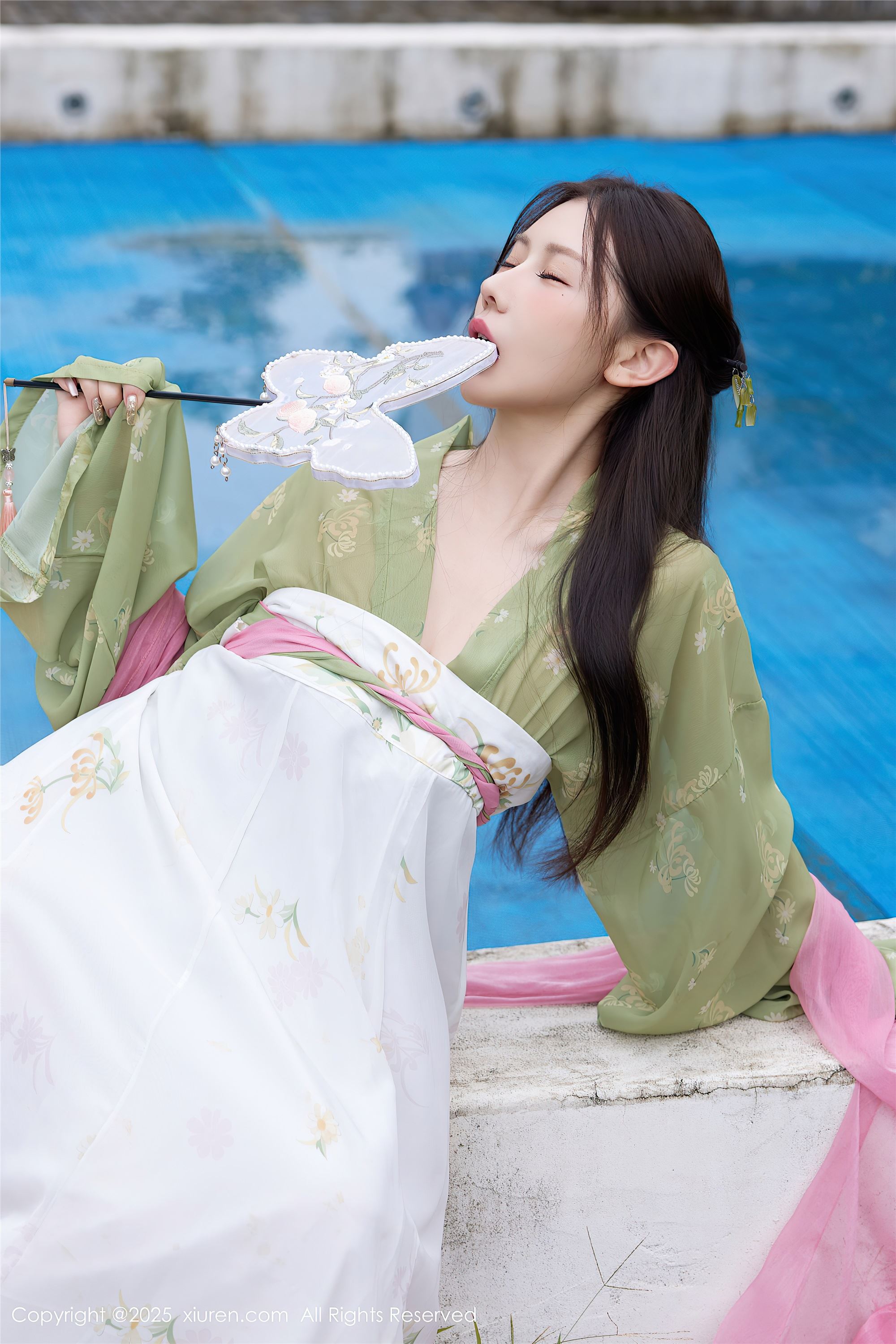 Xiuren秀人网 2025.09.30 NO.10834 尹甜甜sunny